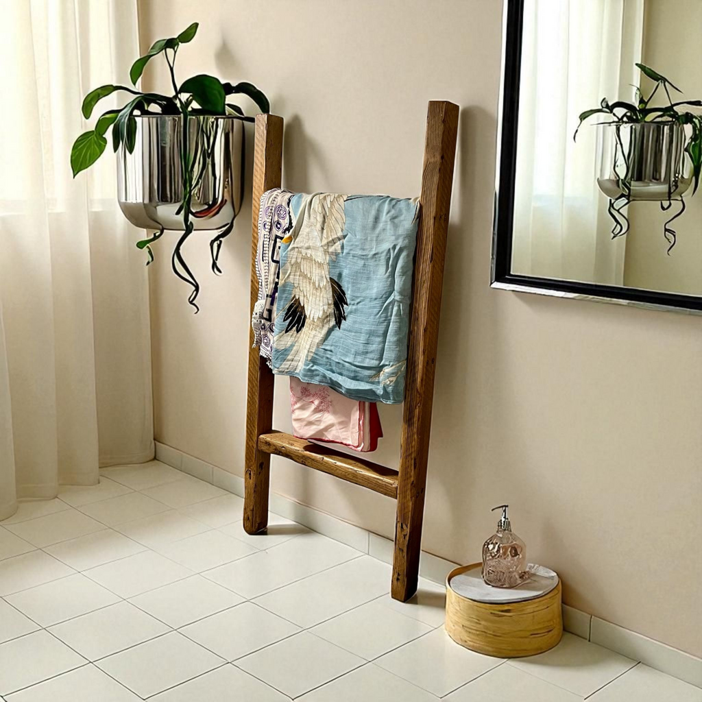 Handmade Wooden Towel Ladder | Rustic Bathroom Towel Rack | 3-4 Rung Towel Stand | Dark Oak or Walnut Finish | 90cm–140cm | Bathroom Decor