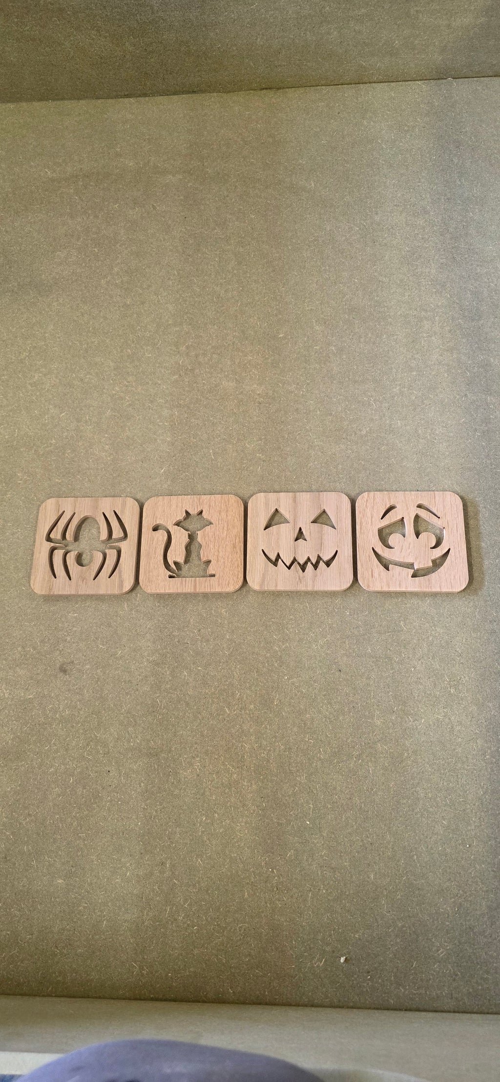 Halloween Coasters Set of 4 – Oak Colour Wooden Effect | 100mm Reusable Drink Coasters | Spooky Table Décor, Autumn Home Accessories